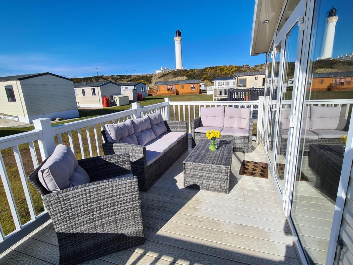 Helmsley Luxury Lodge Lossiemouth Bagian luar foto